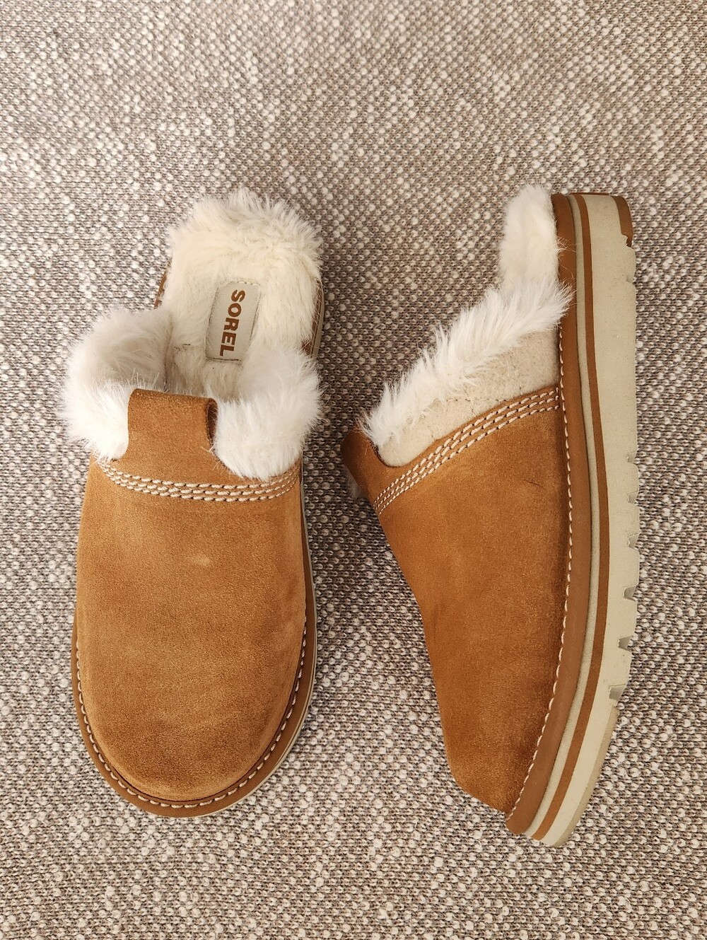 Sorel Womens Newbie Tan Faux Fur Lined Suede Slippers, Size 8, New NWOB
